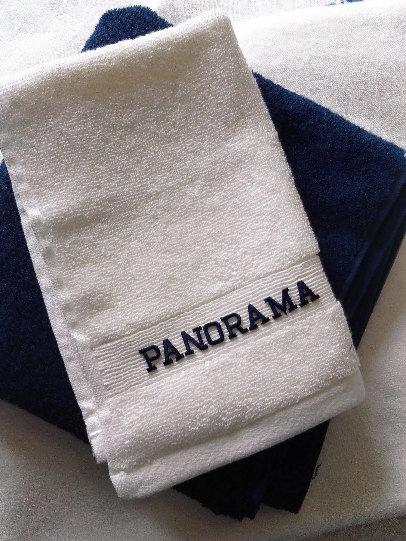 Hotel El Panorama Тапия-де-Касарьего Экстерьер фото